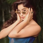 Hot Janhvi Kapoor Pics