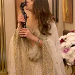 Sara Ali Khan Pics with Filmfare Award